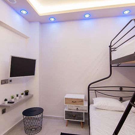 Modern Studio For 4 In Glyfada Apartment เอเธนส์ ภายนอก รูปภาพ