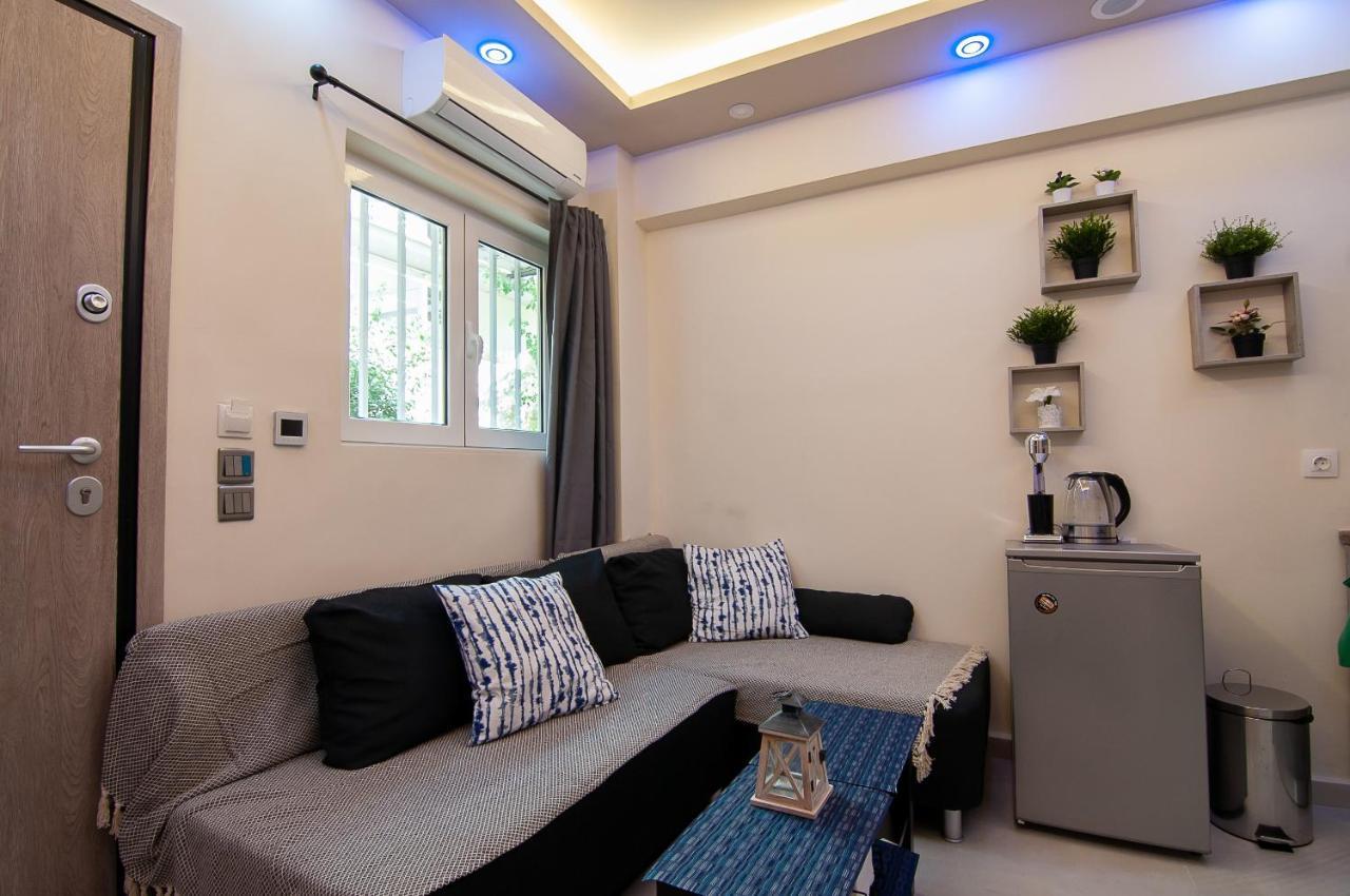 Modern Studio For 4 In Glyfada Apartment เอเธนส์ ภายนอก รูปภาพ