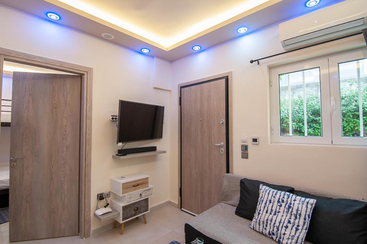 Modern Studio For 4 In Glyfada Apartment เอเธนส์ ภายนอก รูปภาพ